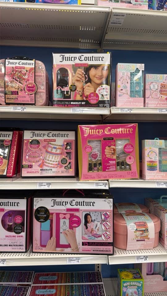 Kits para hacer joyería Juicy Couture en el departamento infantil