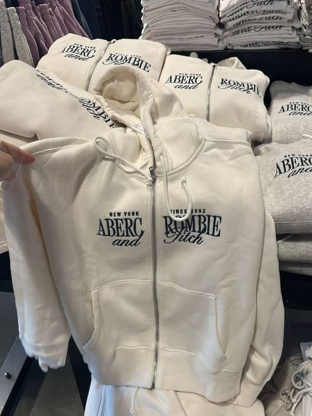 Abercrombie & Fitch and Hollister - inside the store