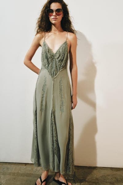 Платье с вышивкой ZW Collection 5