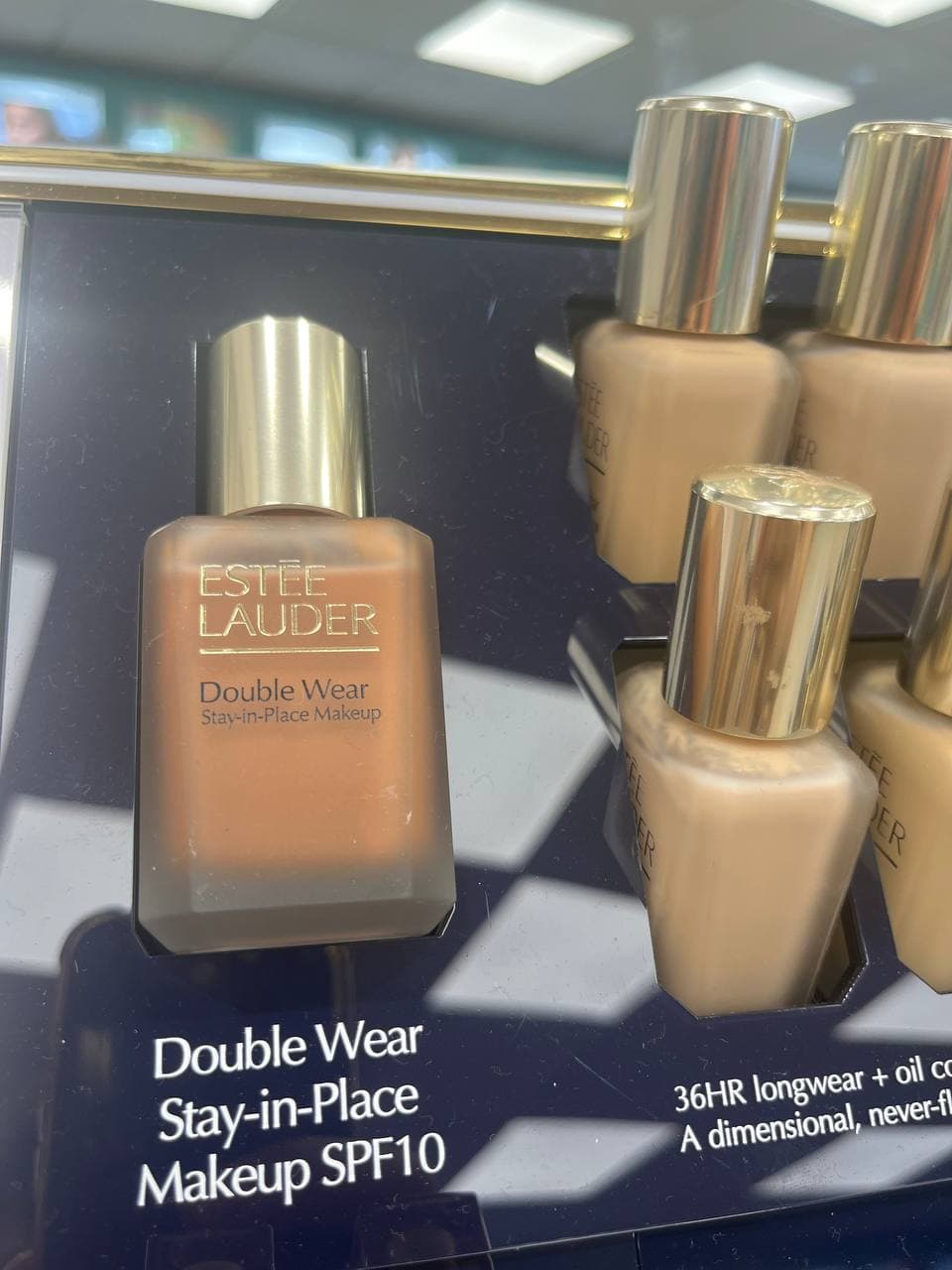 Estée Lauder — Тональный крем Double Wear Stay-in-Place SPF 10