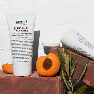 Гель для умывания Ultra Facial Cleanser 4
