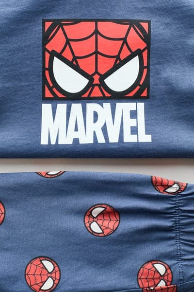 Хлопковая пижама с принтом Marvel 2