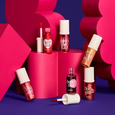 Benefit Cosmetics — Жидкий тинт для щёк и губ Love Tint 1