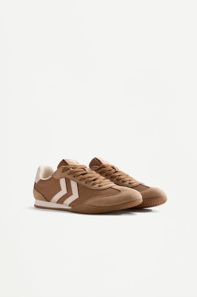 Кроссовки Hummel 3