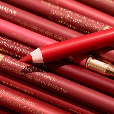 Estée Lauder — Карандаш для губ Pure Color 3