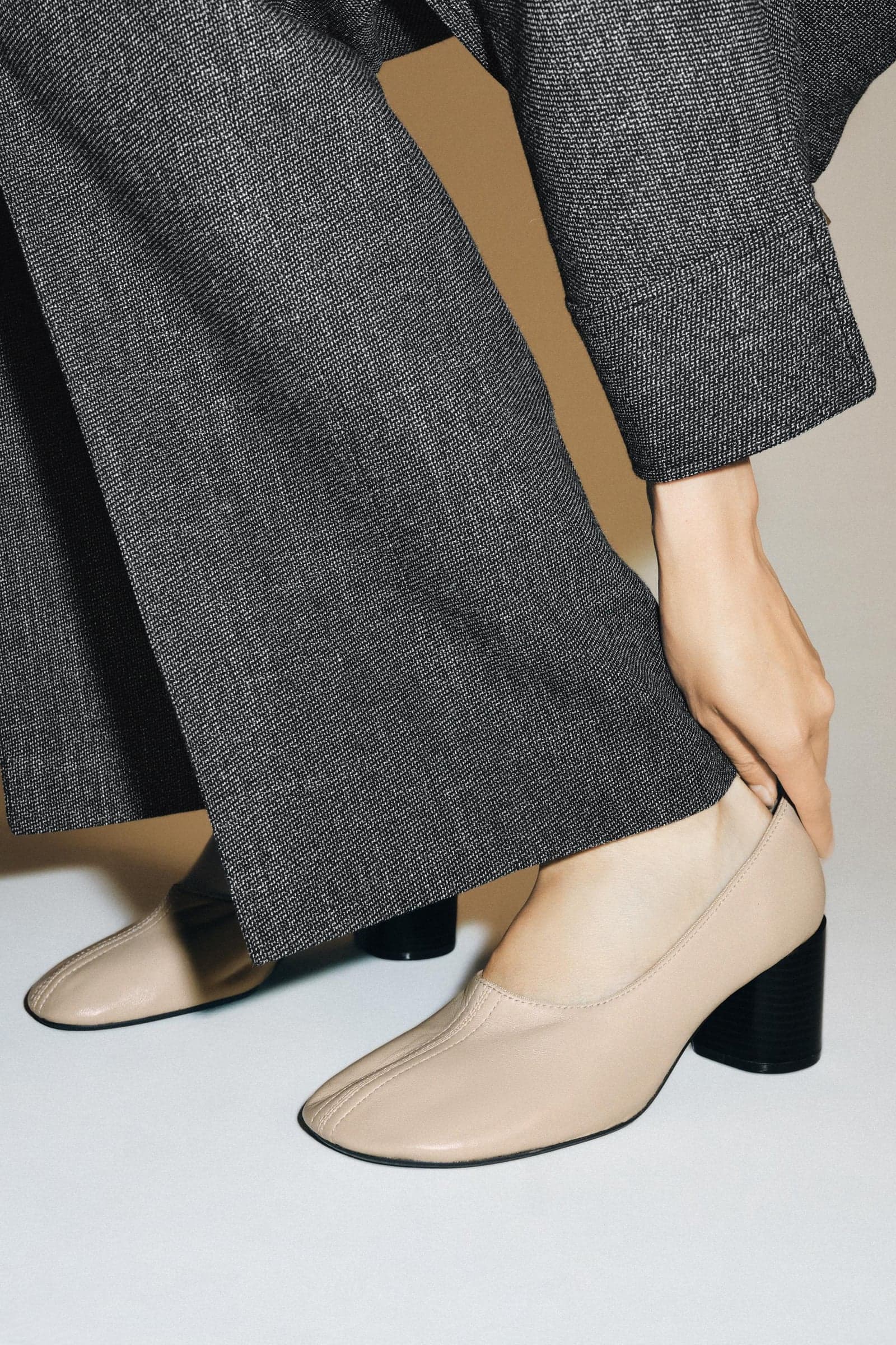 Zara — Туфли на каблуке, кожа