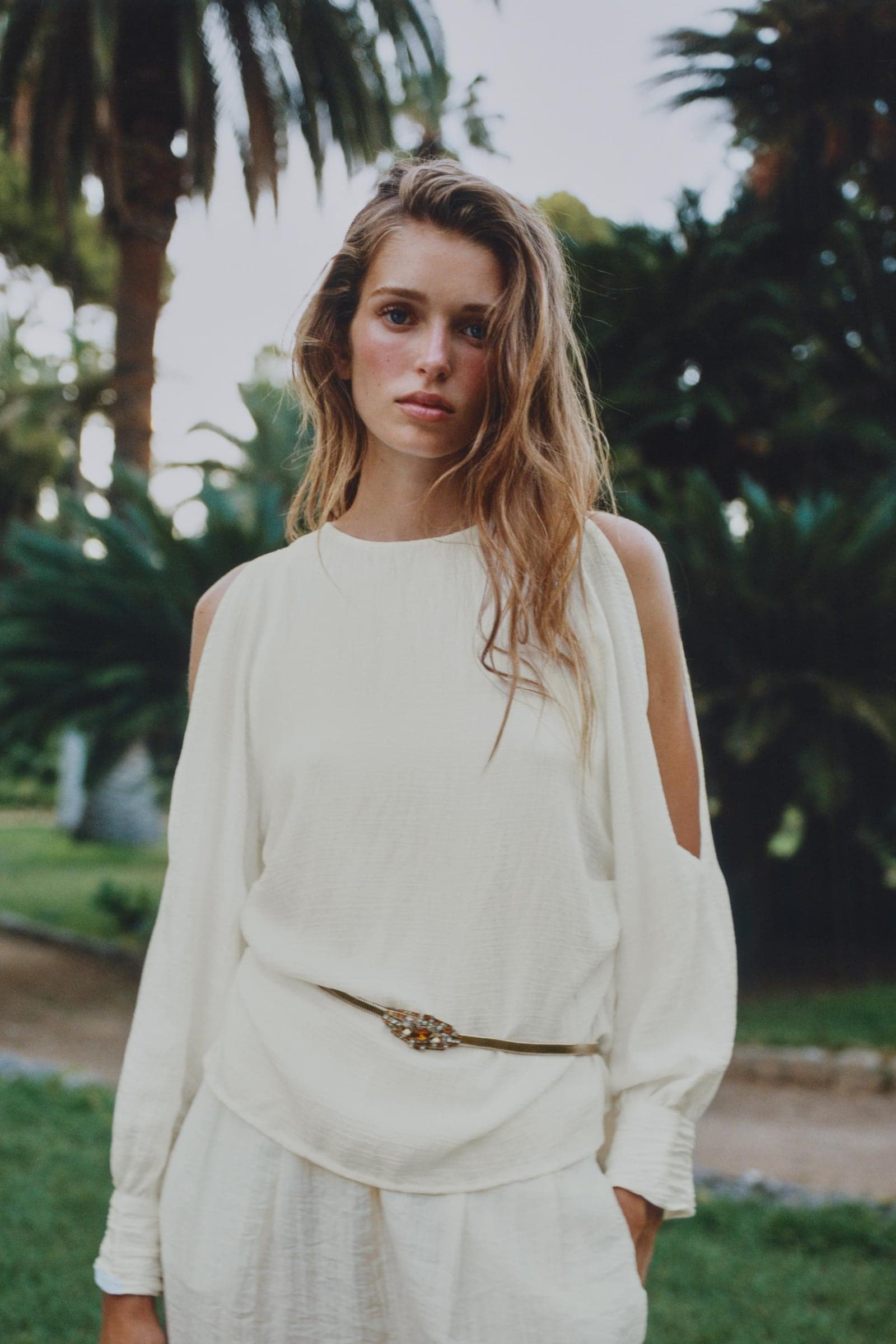 Zara — Пояс эластичный со стразами