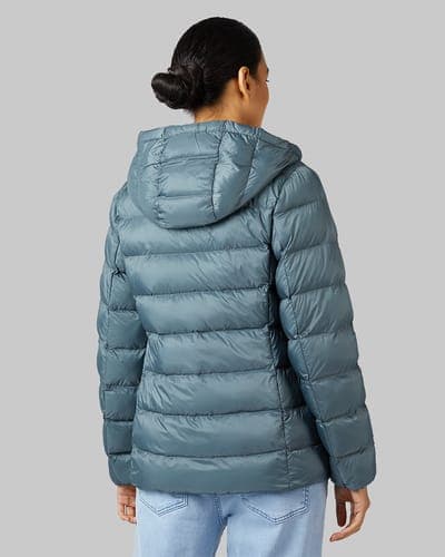 WOMEN'S LIGHTWEIGHT PACKABLE HOODED JACKET 17