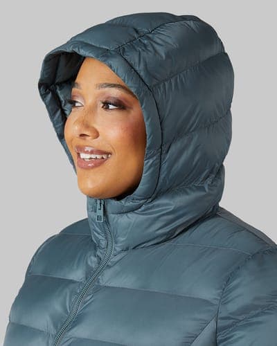 WOMEN'S LIGHTWEIGHT PACKABLE HOODED JACKET 22