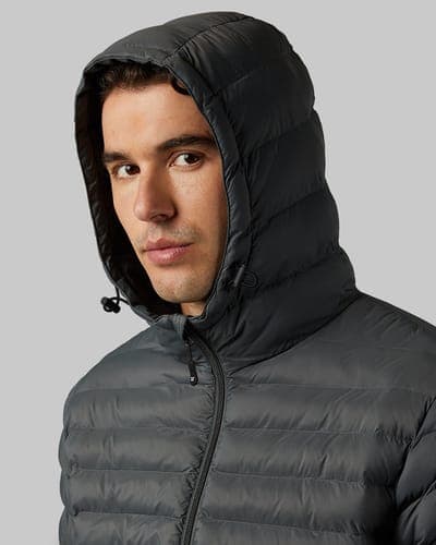 MEN'S LIGHTWEIGHT PACKABLE HOODED JACKET 28