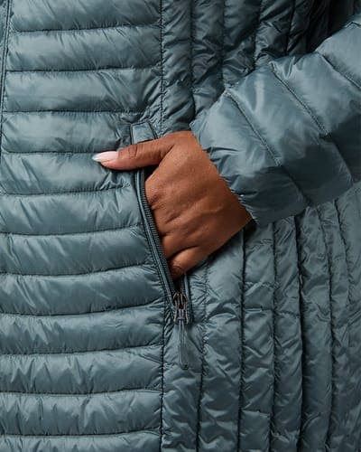 WOMEN'S ULTRA-LIGHT DOWN PACKABLE 3/4 JACKET 27