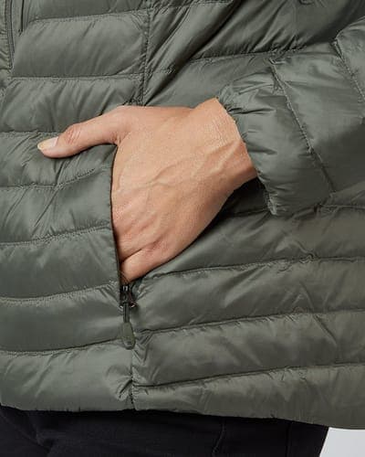 WOMEN'S ULTRA-LIGHT DOWN PACKABLE JACKET 52