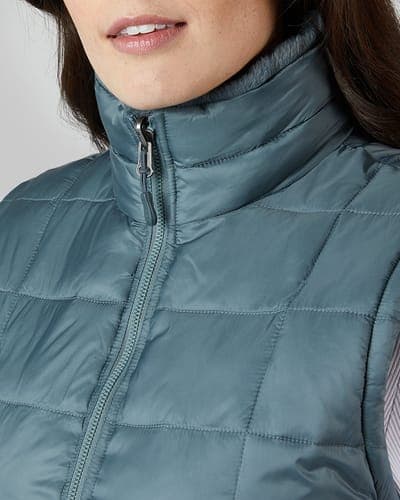 WOMEN'S REVERSIBLE LUXE FUR-LINED VEST 15