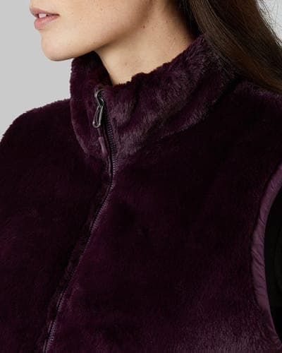 WOMEN'S REVERSIBLE LUXE FUR-LINED VEST 27