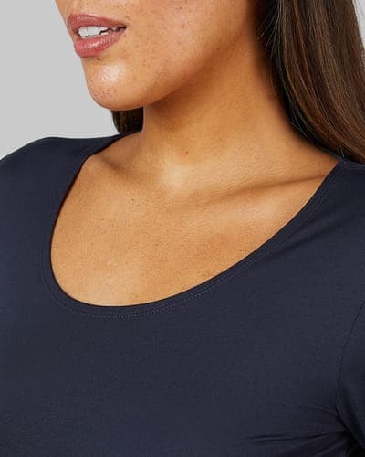 WOMEN'S LIGHTWEIGHT BASELAYER SCOOP TOP 2