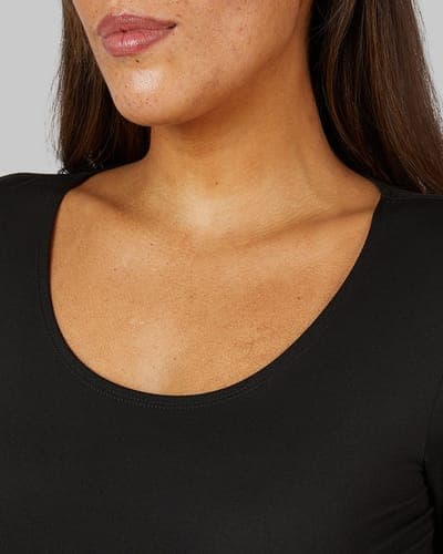 WOMEN'S LIGHTWEIGHT BASELAYER SCOOP TOP 6