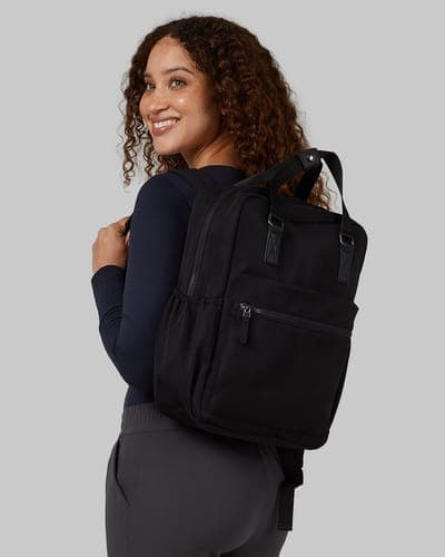 OUTDOOR BACKPACK 6