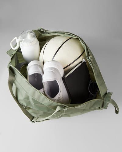 FOLDABLE DUFFEL BAG 8