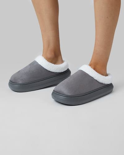 WOMEN'S SHERPA-LINED FAUX SUEDE SLIPPERS 14