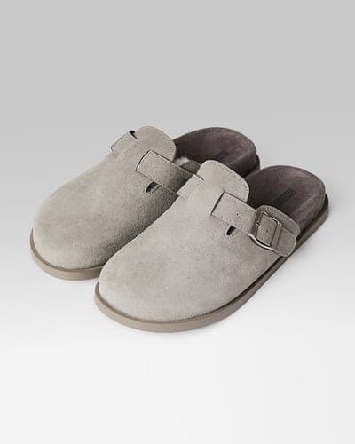 WOMEN'S FAUX SUEDE FUR-LINED CLOGS 7