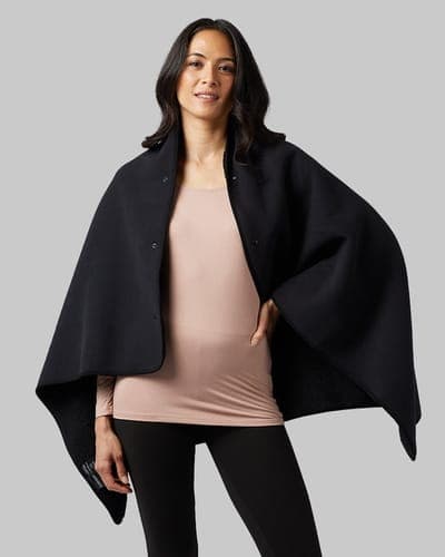 WOMEN'S FLEECE-LINED SHERPA WEARABLE BLANKET 7