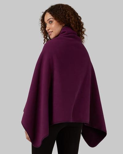 WOMEN'S FLEECE-LINED SHERPA WEARABLE BLANKET 22