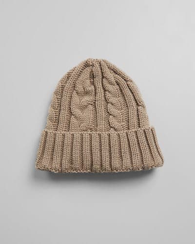 CABLE KNIT BEANIE 1
