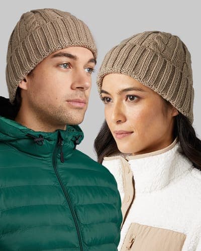 CABLE KNIT BEANIE 2