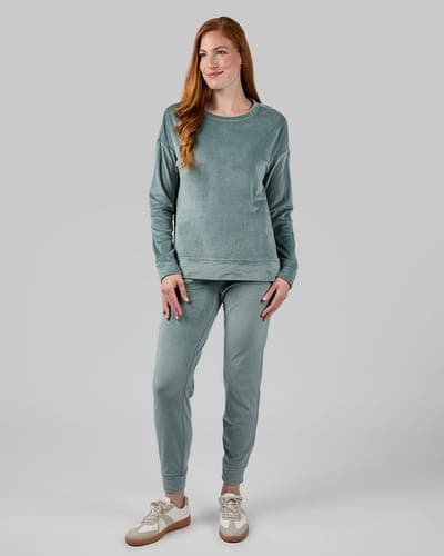 WOMEN'S VELOUR LUXE RIB CREW TOP 12