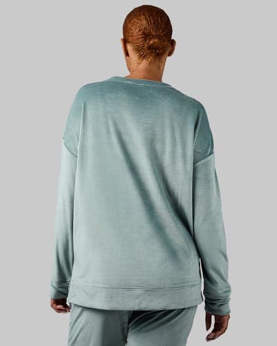 WOMEN'S VELOUR LUXE RIB CREW TOP 15