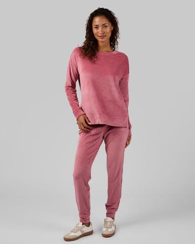 WOMEN'S VELOUR LUXE RIB CREW TOP 24