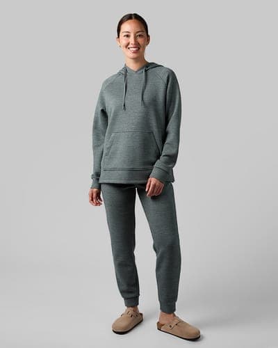 WOMEN'S SWEAT TECH HOODIE 24