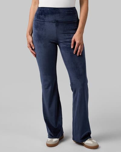 WOMEN'S HIGH-WAIST SOFT VELOUR FLARE PANT 17
