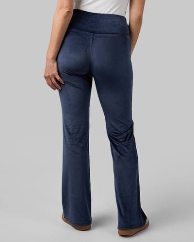 WOMEN'S HIGH-WAIST SOFT VELOUR FLARE PANT 19