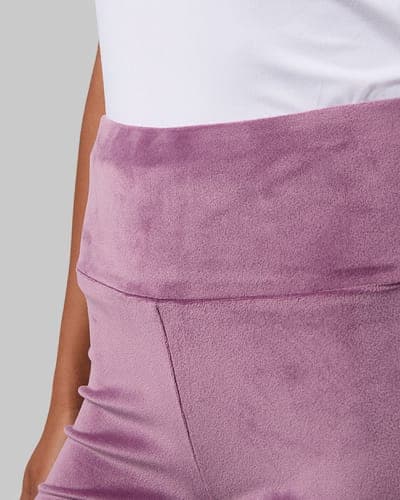 WOMEN'S HIGH-WAIST SOFT VELOUR FLARE PANT 26