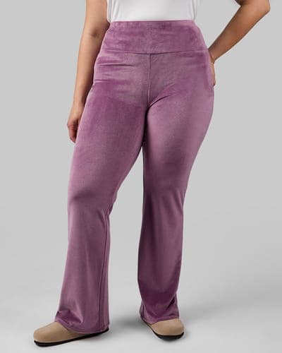 WOMEN'S HIGH-WAIST SOFT VELOUR FLARE PANT 29
