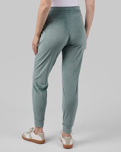 WOMEN'S VELOUR LUXE RIB JOGGER 11