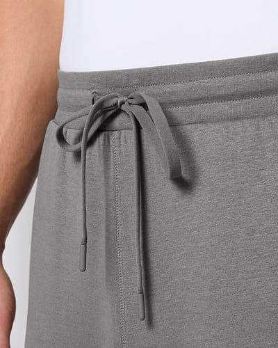 MEN'S LUXE FLEX SWEAT SHORT 26