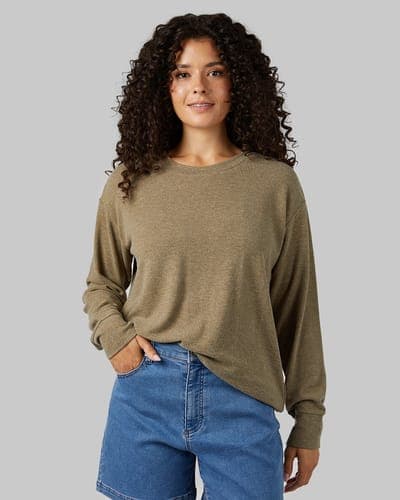 WOMEN'S SOFT SWEATER KNIT CREW TOP 1