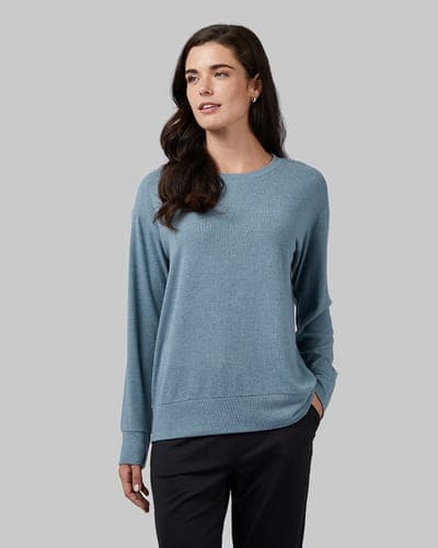 WOMEN'S SOFT SWEATER KNIT CREW TOP 21
