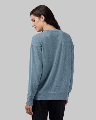 WOMEN'S SOFT SWEATER KNIT CREW TOP 23