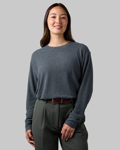 WOMEN'S SOFT SWEATER KNIT CREW TOP 25
