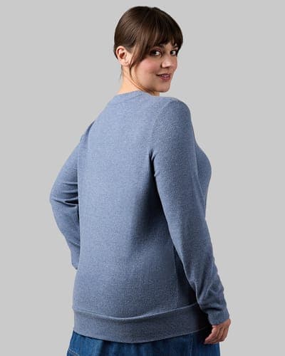 WOMEN'S SOFT SWEATER KNIT VNECK TOP 27