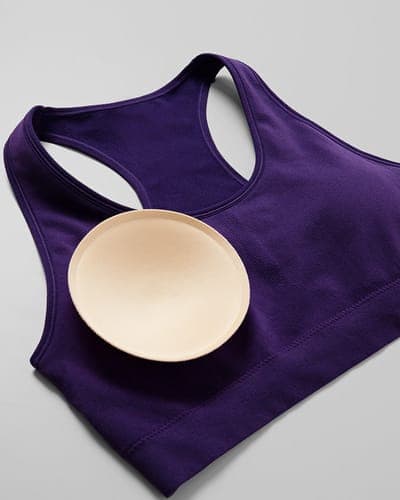 WOMEN'S SEAMLESS RACERBACK SPORTS BRA 34
