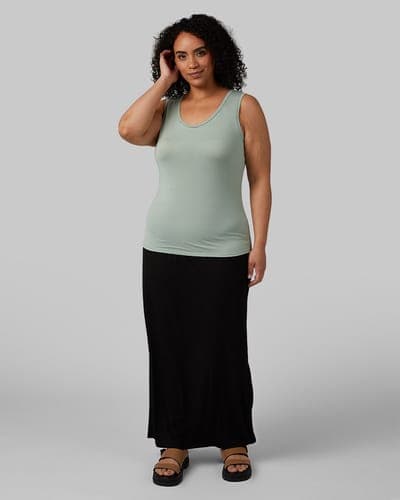 WOMEN'S COOL FITTED BRA TANK 20