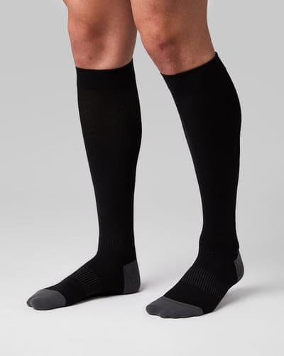 2-PACK COMPRESSION SOCKS 2