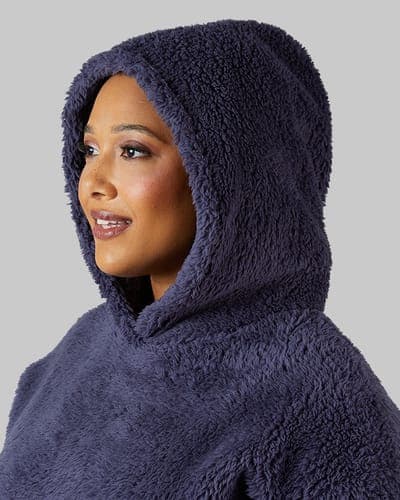 WOMEN'S SOFT SHERPA PULLOVER HOODIE 10
