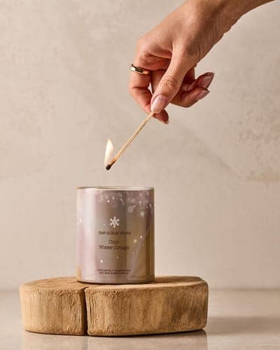 Cozy Winter Cottage Single Wick Candle 3