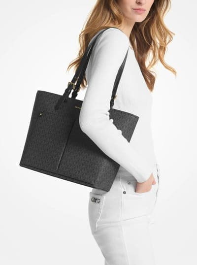 Jet Set Medium Logo Pocket Tote Bag 2