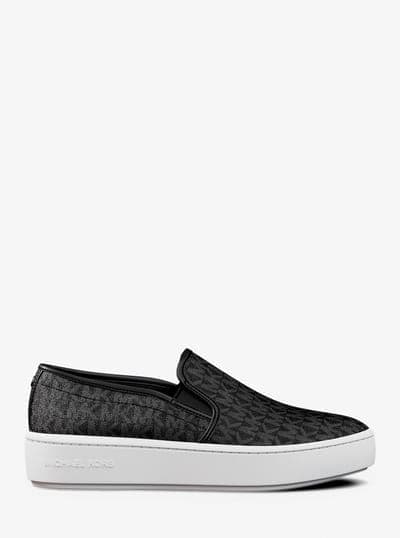 Teddi Signature Logo Slip-On Sneaker 112